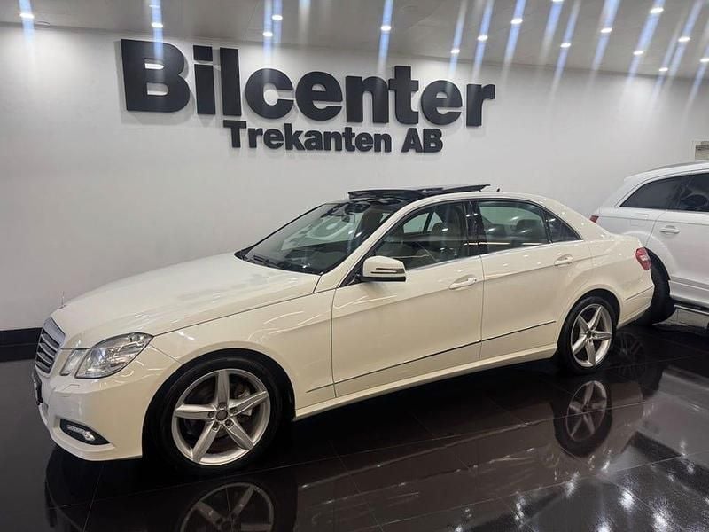 Begagnad Mercedes E220 Avantgarde 170 HK (125 kW) 2009 Vit Sedan