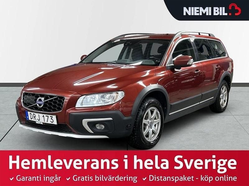 Begagnad Volvo XC70 Momentum 181 HK (133 kW) 2015 Röd Kombi