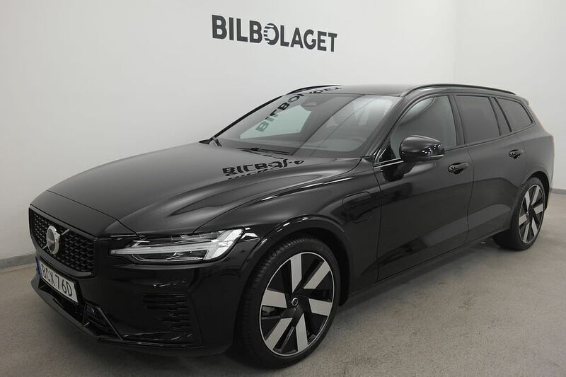 Svart Begagnad 2024 Volvo V60 Plus Kombi | 529 500 kr (Dyr) - Bild 1/4