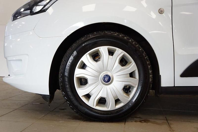 Begagnad Ford Transit Connect 101 HK (74 kW) 2021 Vit Minibuss