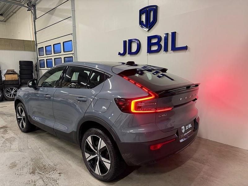 Begagnad Volvo C40 Core 169 kW (231 HK) 2022 Grå SUV