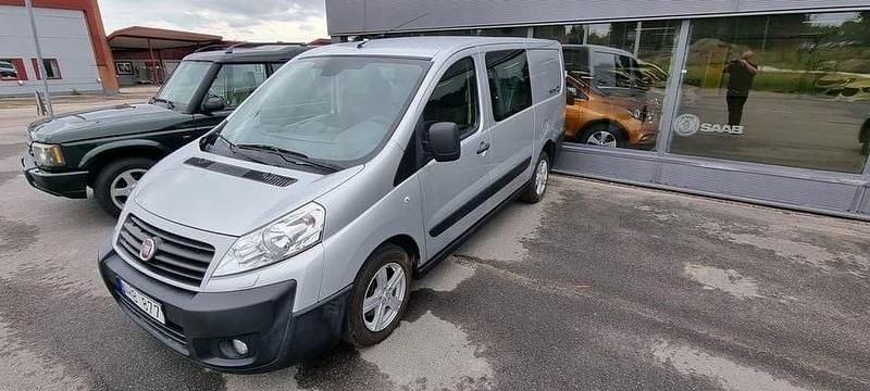 Begagnad Fiat Scudo 130 HK (95 kW) 2013 Grå Van
