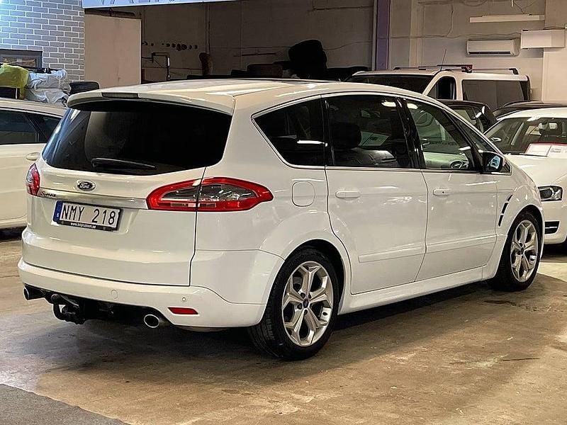 Begagnad Ford S-MAX Business Edition 239 HK (175 kW) 2013 Vit Minibuss