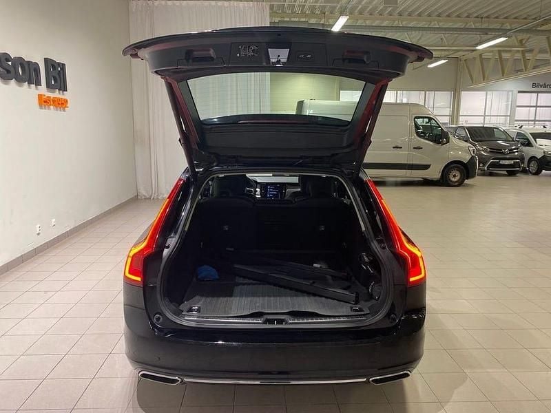 Begagnad Volvo V90 Inscription 397 HK (291 kW) 2019 Svart Kombi