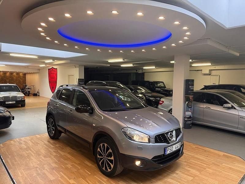 Grå Begagnad 2013 Nissan Qashqai SE SUV | 89 500 kr (Marknadspris) - Bild 1/4