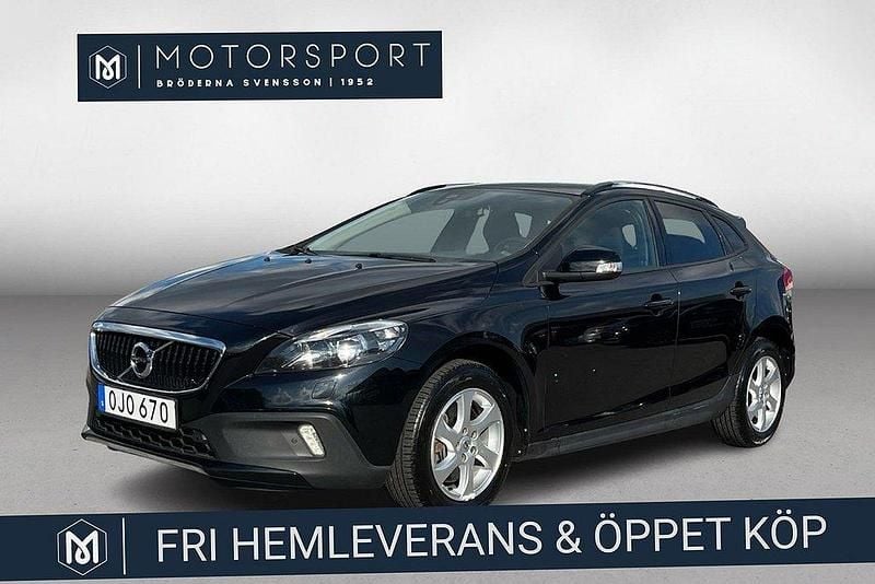 Svart Begagnad 2016 Volvo V40 CC Kombi | 159 900 kr (Marknadspris) - Bild 1/3
