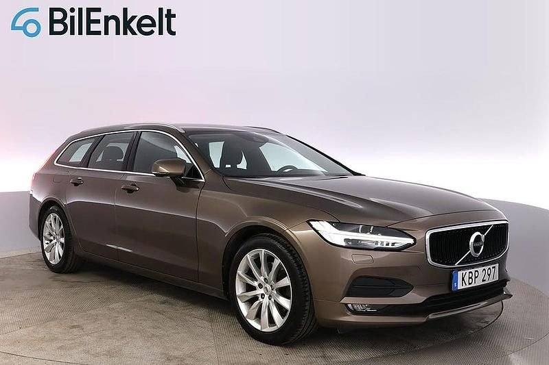 Brun Begagnad 2016 Volvo V90 Momentum Kombi | 274 900 kr (Bra pris) - Bild 1/4