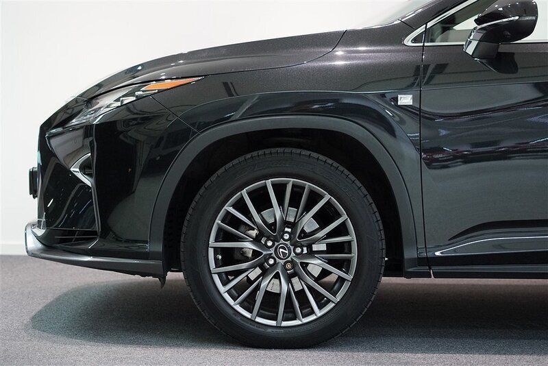 Begagnad Lexus RX450h F Sport 263 HK (193 kW) 2016 Svart SUV