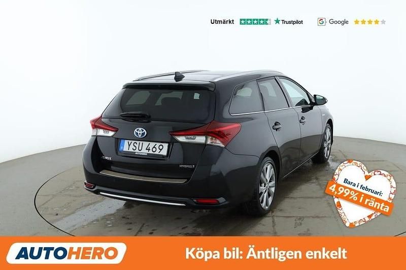 Begagnad Toyota Auris Touring Sports Cool 137 HK (100 kW) 2017 Svart Kombi