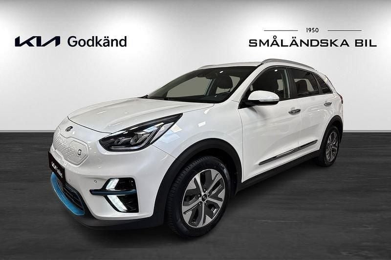 Vit Begagnad 2020 Kia e-Niro 2 SUV | 239 000 kr (Marknadspris) - Bild 1/4