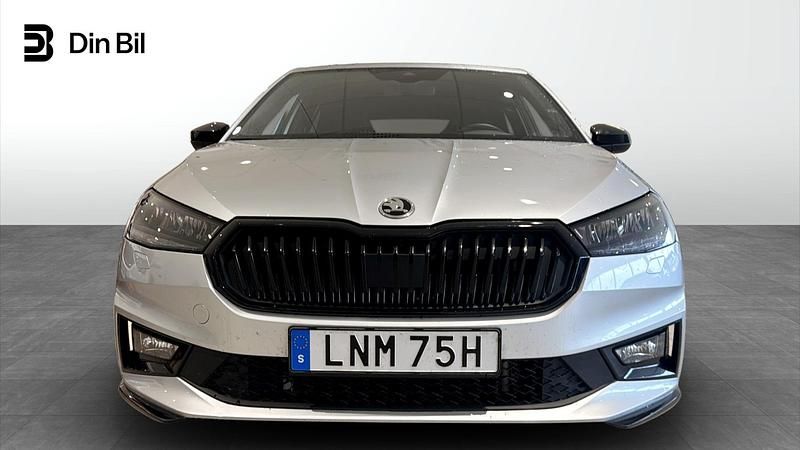 Begagnad Skoda Fabia Monte Carlo 150 HK (110 kW) 2025 Brilliant silver metallic Halvkombi