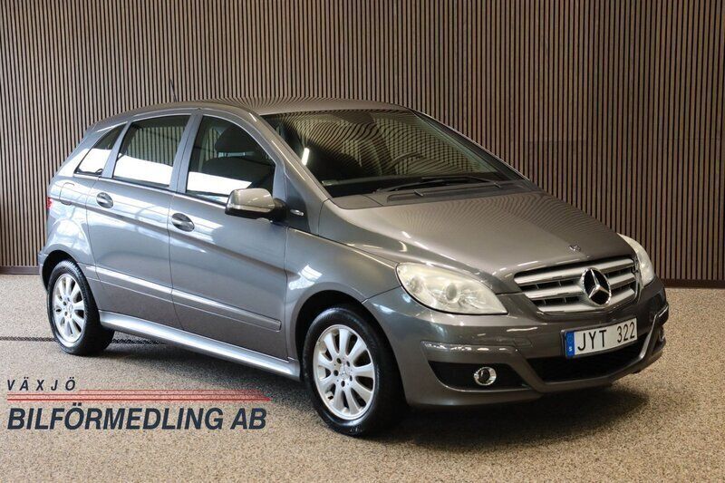 Silver Begagnad 2009 Mercedes B180 Minibuss | 64 900 kr (Marknadspris) - Bild 1/4