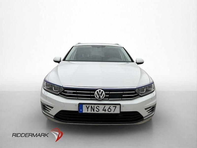 Begagnad VW Passat GTE 218 HK (160 kW) 2017 Vit Kombi