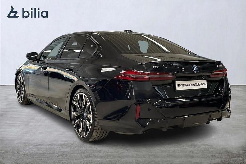 Begagnad BMW i5 Comfort Edition 442 kW (601 HK) 2023 Svart Sedan