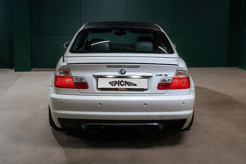 Begagnad BMW M3 343 HK (252 kW) 2002 Vit Cab