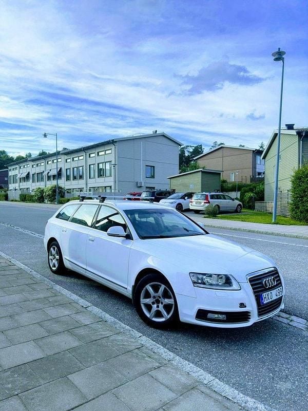 Vit Begagnad 2009 Audi A6 Proline Kombi | 30 000 kr (Bra pris) - Bild 1/4
