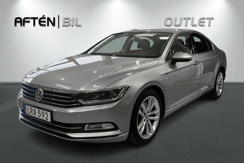 Silver Begagnad 2014 VW Passat GTS Sedan | 199 800 kr (Marknadspris) - Bild 1/3