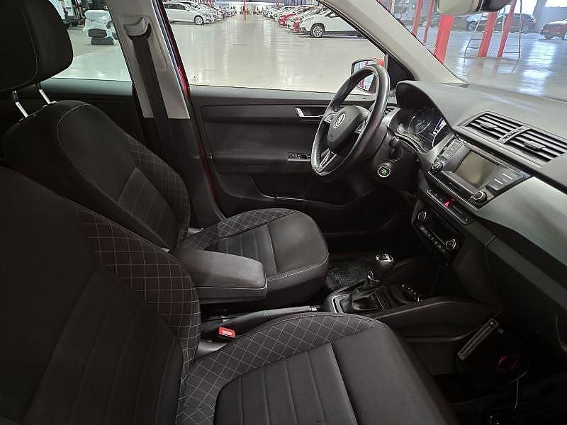 Begagnad Skoda Fabia Style 110 HK (80 kW) 2015 Röd Kombi