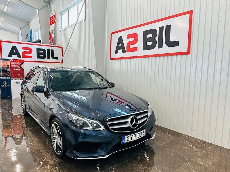Blå Begagnad 2015 Mercedes E220 AMG Kombi | 204 900 kr (Lite dyr) - Bild 1/4
