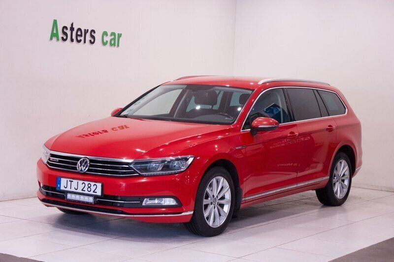 Röd Begagnad 2015 VW Passat GT Kombi | 129 900 kr (Marknadspris) - Bild 1/4