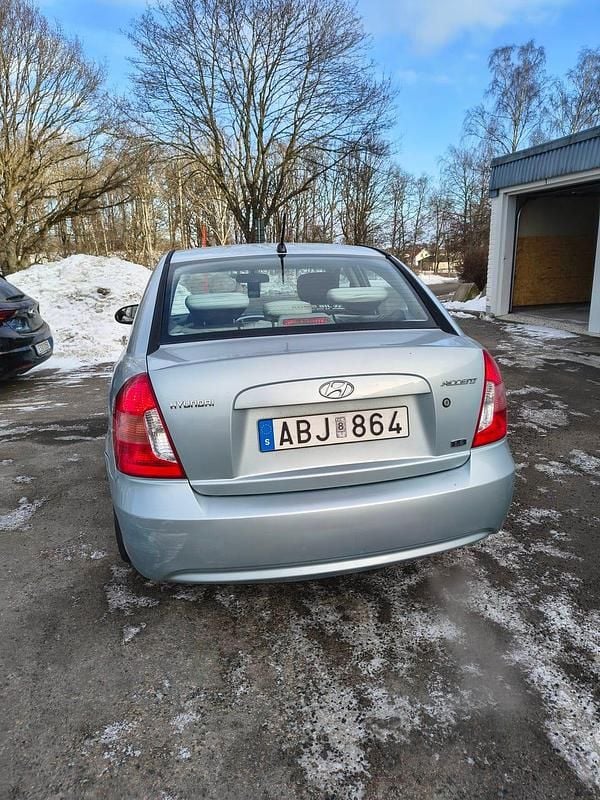 Begagnad Hyundai Accent 112 HK (82 kW) 2007 Sedan