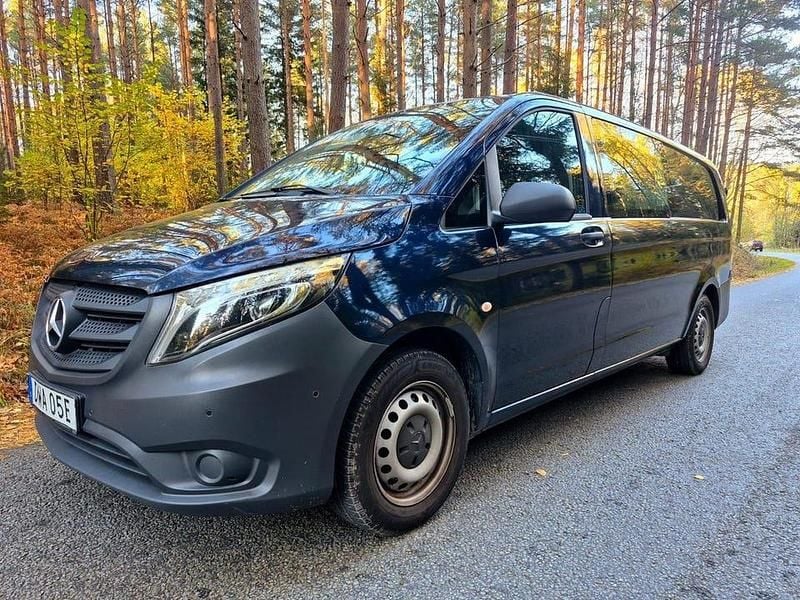 Blå Begagnad 2019 Mercedes Vito Van | 249 900 kr - Bild 1/4