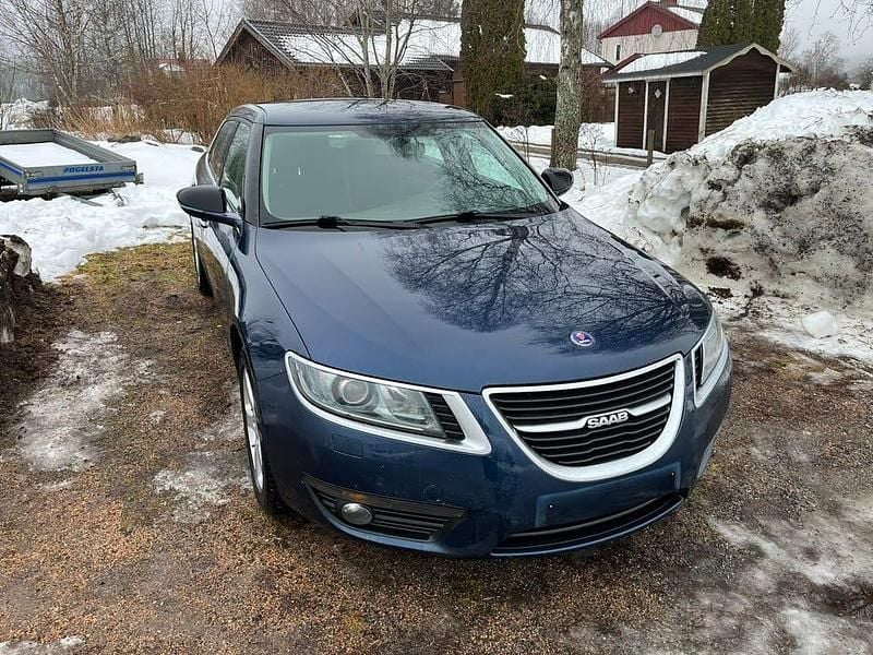 Begagnad 2011 Saab 9-5 | 50 000 kr (Marknadspris) - Bild 1/4
