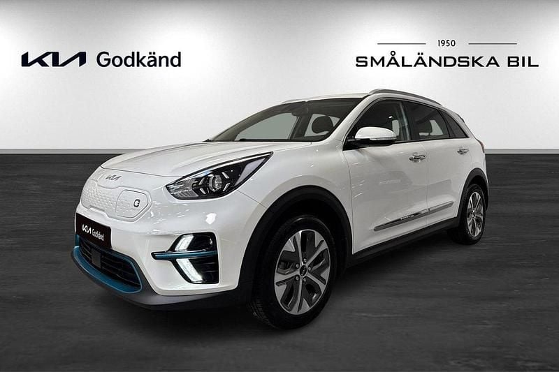 Vit Begagnad 2022 Kia e-Niro 2 SUV | 249 000 kr (Marknadspris) - Bild 1/4
