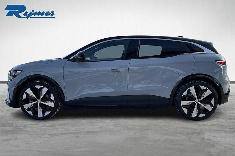 Begagnad Renault Mégane Techno 161 kW (220 HK) 2023 Grå Kombi