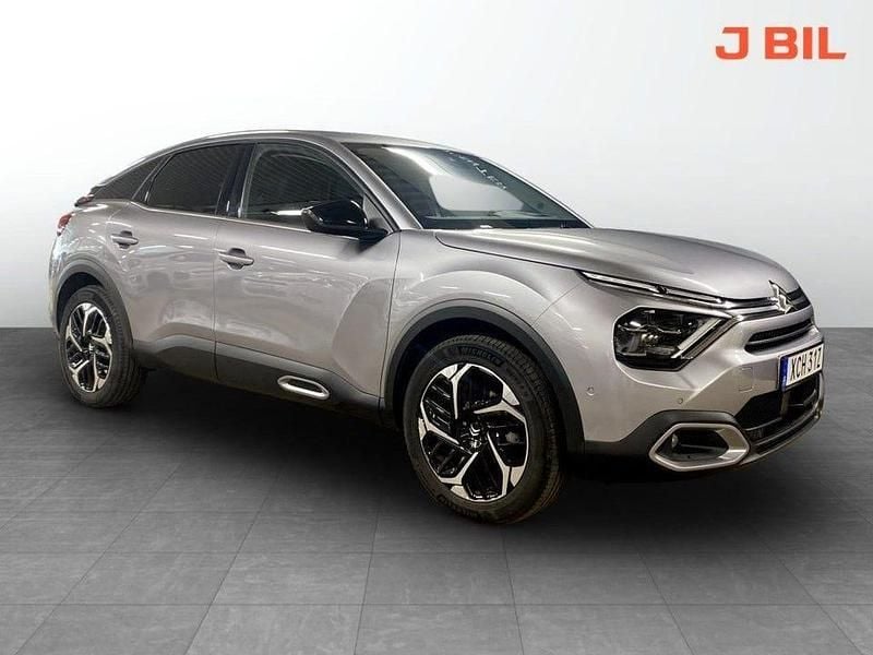 Grå Begagnad 2024 Citroën C4 Shine Halvkombi | 229 900 kr (Marknadspris) - Bild 1/4