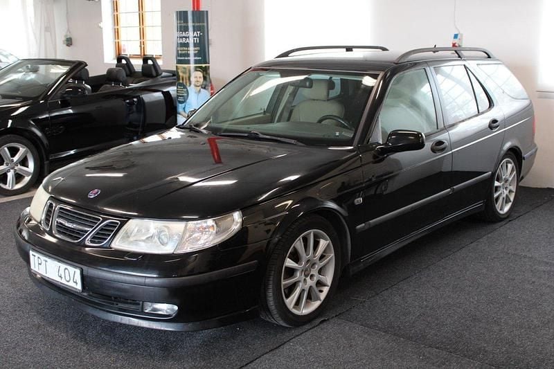 Svart Begagnad 2002 Saab 9-5 Aero Kombi | 29 900 kr (Marknadspris) - Bild 1/4