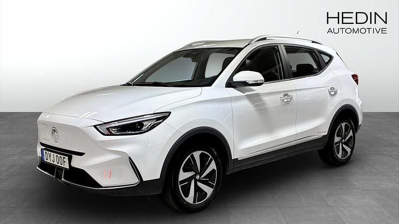 Vit Begagnad 2022 MG ZS Comfort Halvkombi | 234 900 kr (Marknadspris) - Bild 1/4