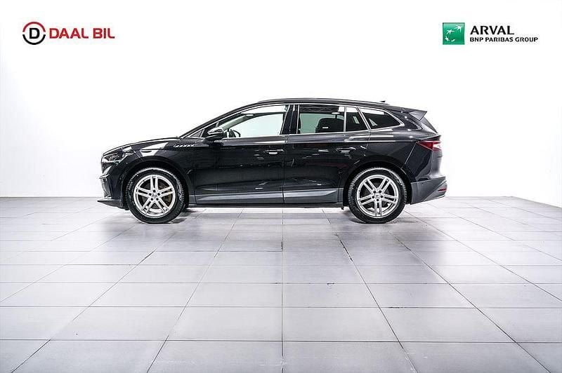 Begagnad Skoda Enyaq iV 150 kW (204 HK) 2022 Svart SUV