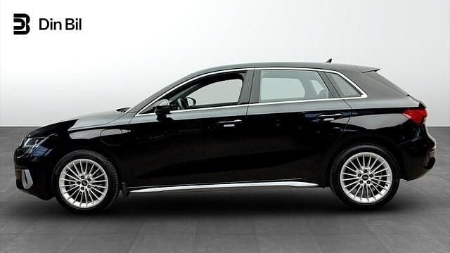 Begagnad Audi A3 Sportback e-tron Advanced Plus 204 HK (150 kW) 2023 Brilliantsvart Halvkombi