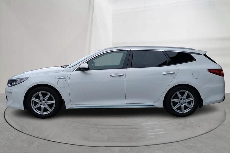 Begagnad Kia Optima Advance 205 HK (150 kW) 2018 Vit Kombi