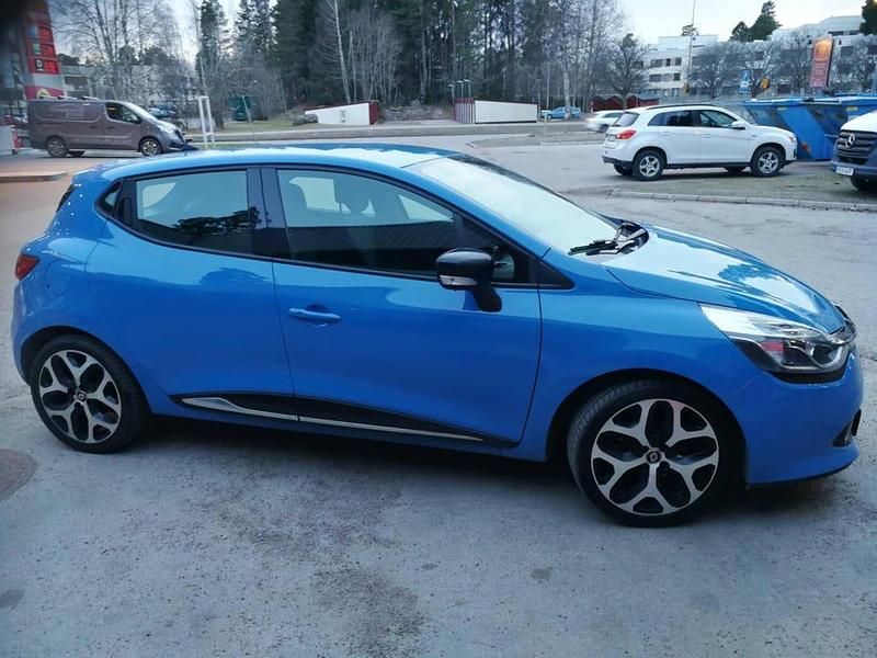 Begagnad 2013 Renault Clio IV Halvkombi | 55 000 kr (Lite dyr) - Bild 1/4
