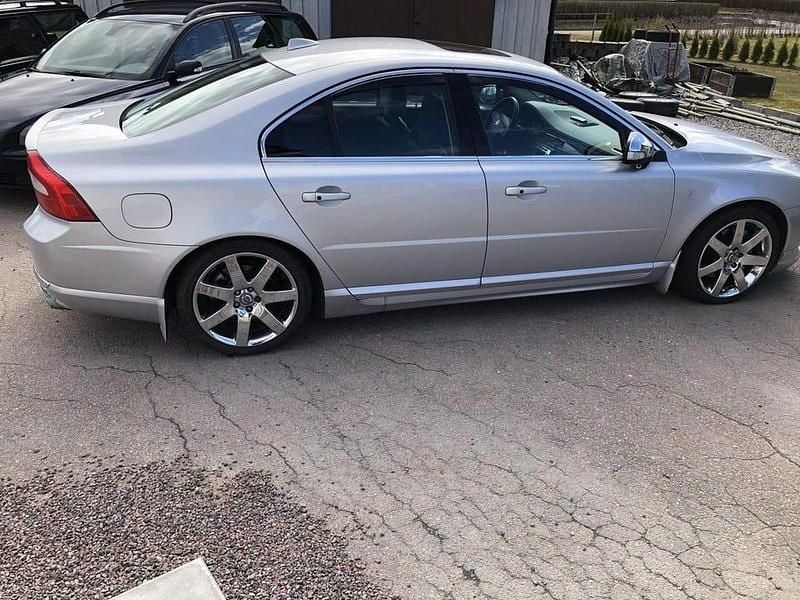 Begagnad 2007 Volvo S80 Summum Sedan | 150 000 kr - Bild 1/1