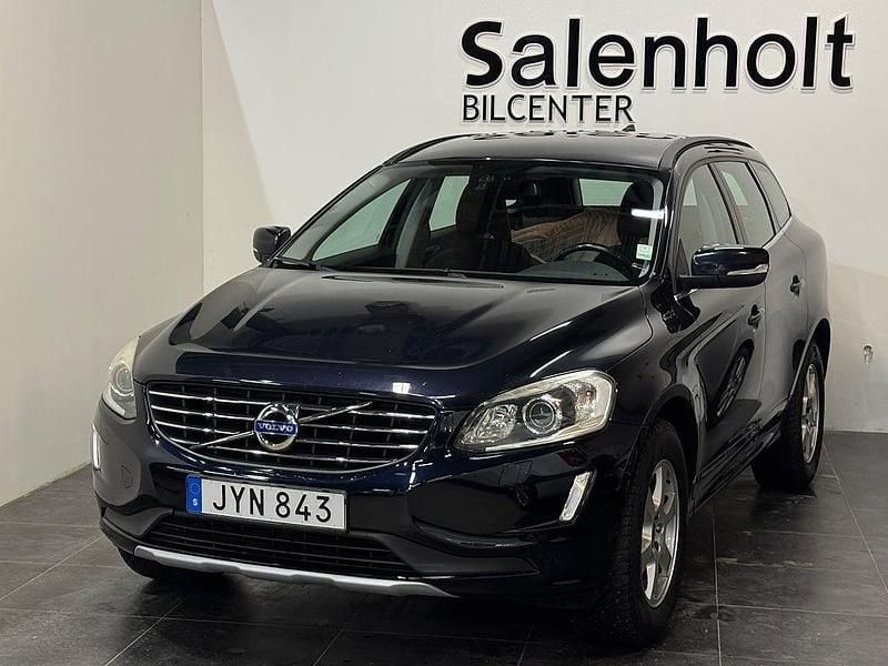 Begagnad Volvo XC60 Momentum 245 HK (180 kW) 2015 Blå SUV
