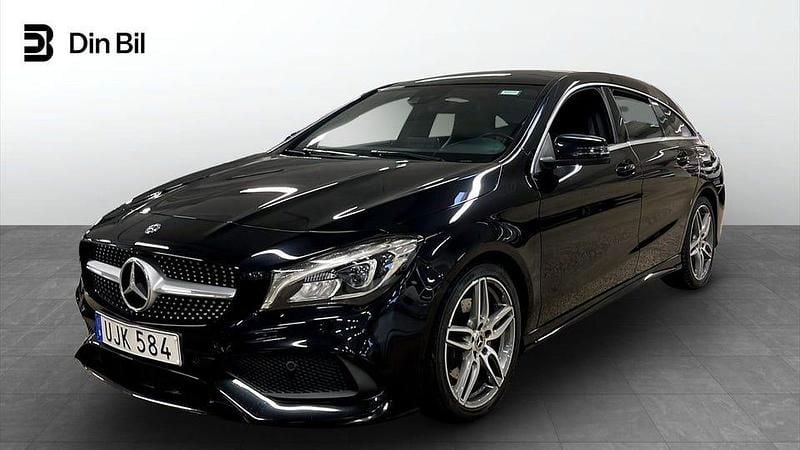Svart Begagnad 2018 Mercedes CLA220 AMG Sedan | 219 900 kr (Bra pris) - Bild 1/4
