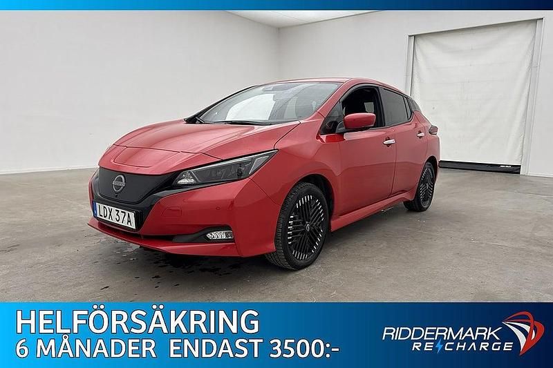 Röd Begagnad 2022 Nissan Leaf 360º Halvkombi | 204 800 kr (Bra pris) - Bild 1/3