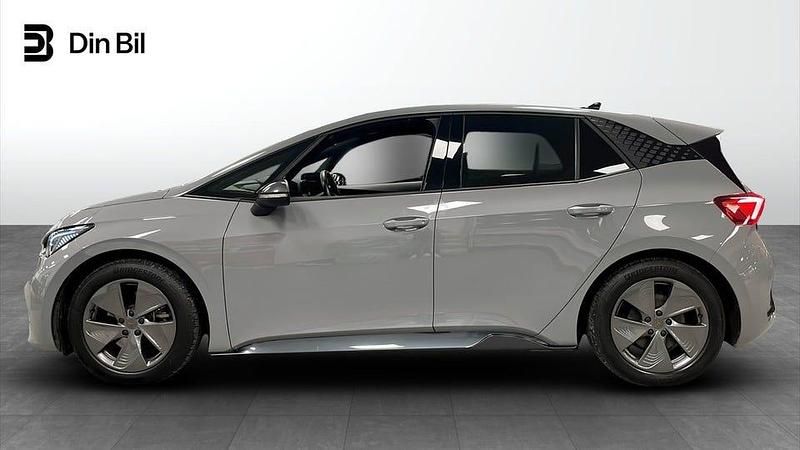 Begagnad Cupra Born 169 kW (231 HK) 2023 Vapor grey Halvkombi
