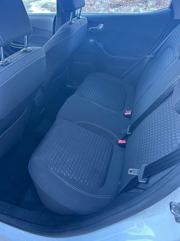 Begagnad Ford Fiesta 100 HK (73 kW) 2022 Halvkombi