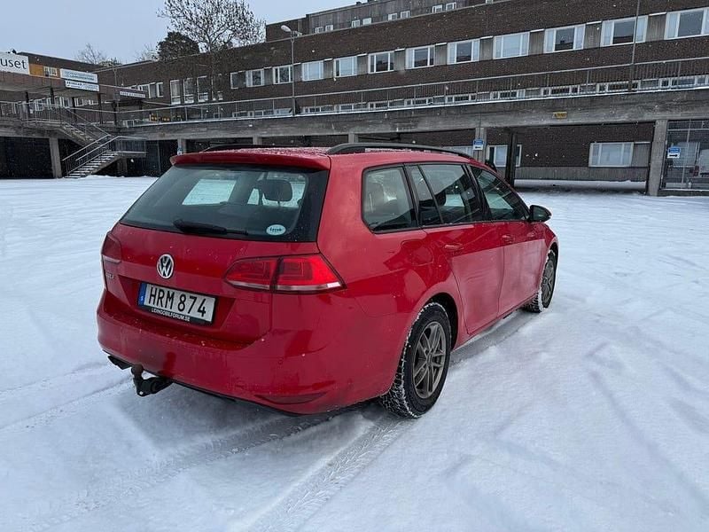 Begagnad VW Golf VII 125 HK (91 kW) 2015