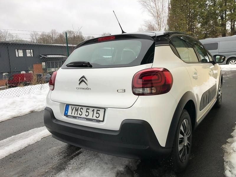 Begagnad Citroën C3 PureTech 83 HK (61 kW) 2018 Vit Halvkombi