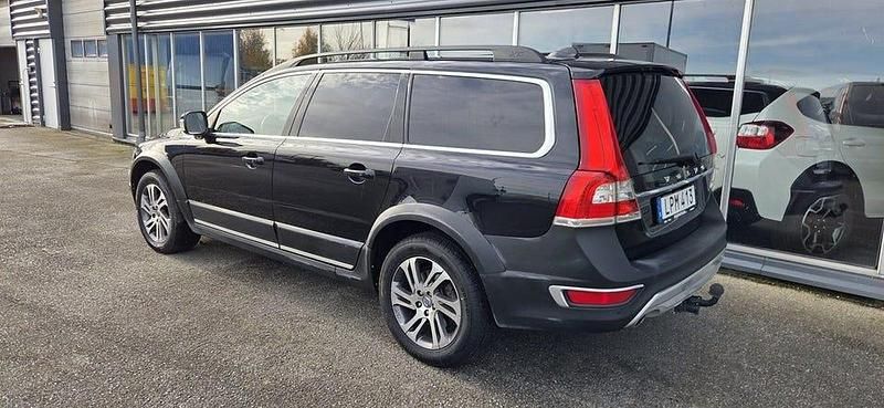 Begagnad Volvo XC70 Summum 181 HK (133 kW) 2014 Svart SUV