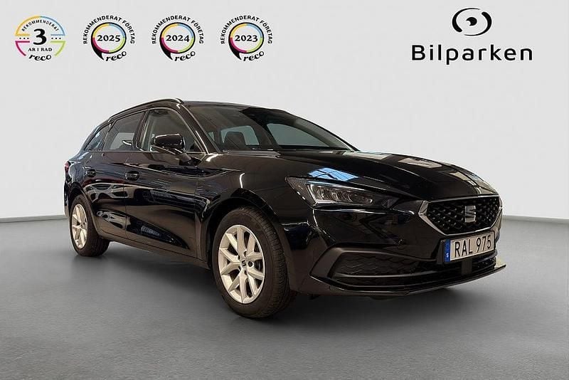 Svart Begagnad 2023 Seat Leon ST Style Kombi | 169 990 kr (Marknadspris) - Bild 1/4