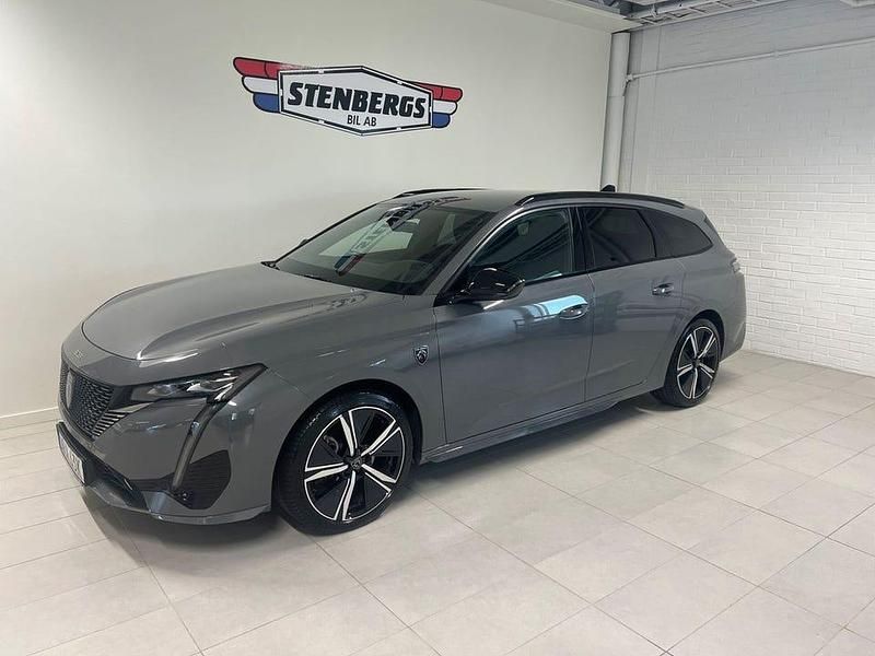 Grå Begagnad 2024 Peugeot 308 SW S Kombi | 264 900 kr - Bild 1/4