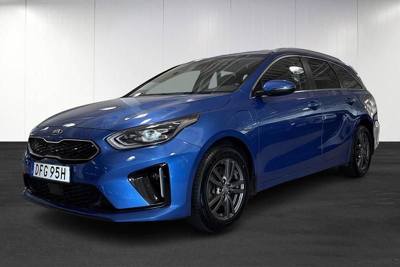 Blå (blue) Begagnad 2020 Kia Ceed Sportswagon Advance Kombi | 204 900 kr (Marknadspris) - Bild 1/4