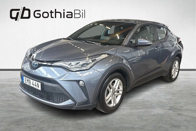 Grå Begagnad 2019 Toyota C-HR Active SUV | 189 900 kr (Marknadspris) - Bild 1/4