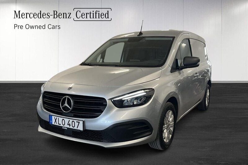 Silver Begagnad 2023 Mercedes Citan 112 Van | 259 900 kr (Marknadspris) - Bild 1/4